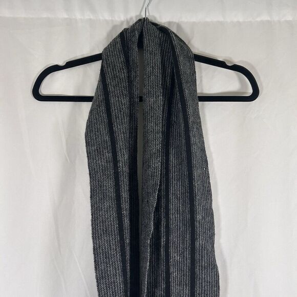 Gap Merino Wool Scarf Unisex Black Grey Striped 75" Long 8.5" Wide Holes - Picture 2 of 8